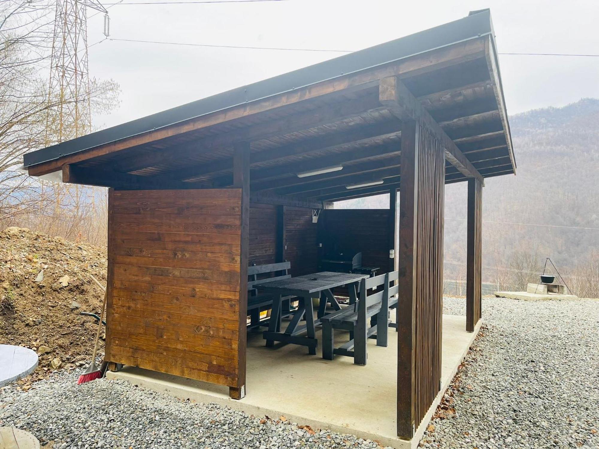 Wild Cabin Malaia Zewnętrze zdjęcie